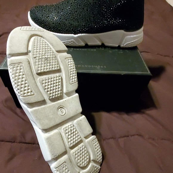 Sneakers - Picture 6 of 6